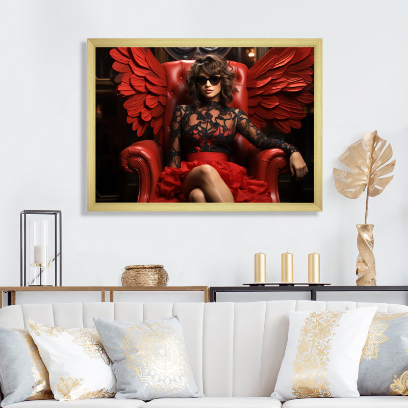 «Red Queen of Angel I» sur toile, Encadrement doré, H 16 po x l 32 po x P 1 po