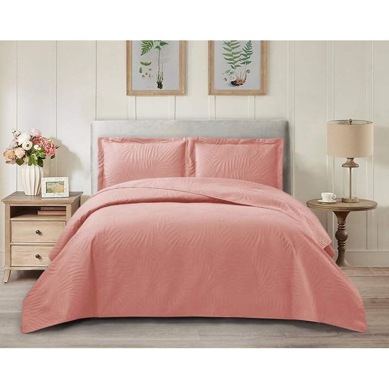 Polyester Floral Bedspread with Pillow Shams, Double Bedspread  + 2 Standard Shams, Pink