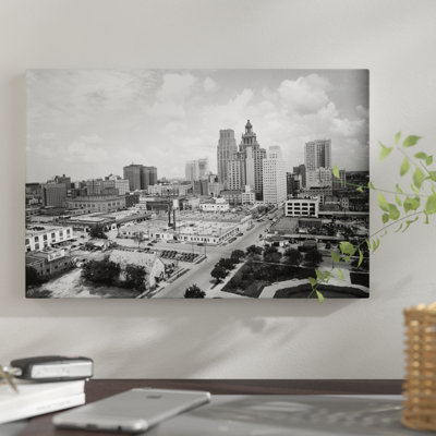 «1940s Skyline of Business District of Houston Texas from City Hall», reproduction de photo sur toile tendue