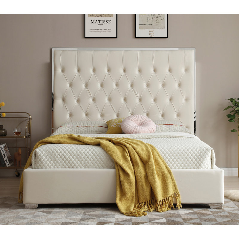 Lotman Velvet Upholstered With Silver Frame, Queen, Light Gray