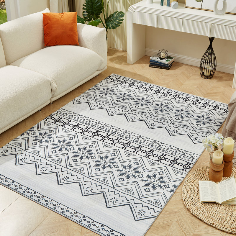 Lanet Rectangle Lanet Area Rug, Rectangle 5' x 7'
