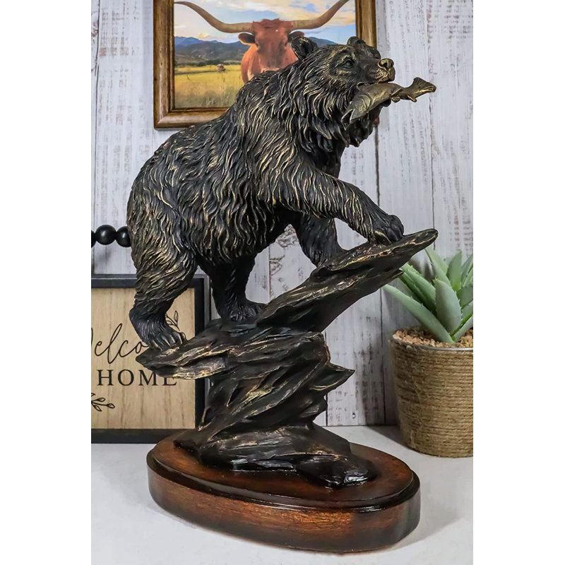 Akos Figurines & Sculptures