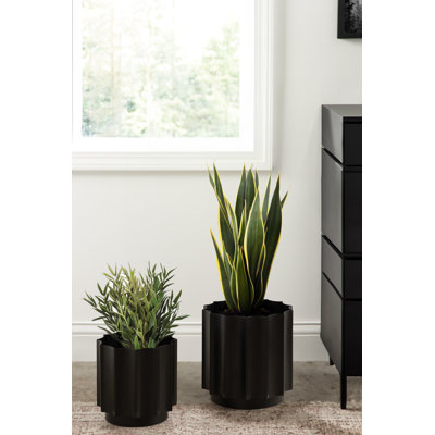 Two-Piece Metal Outdoor Planter Set