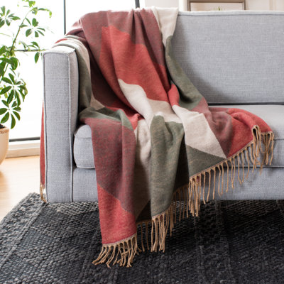 Dava Knitted Throw Blanket