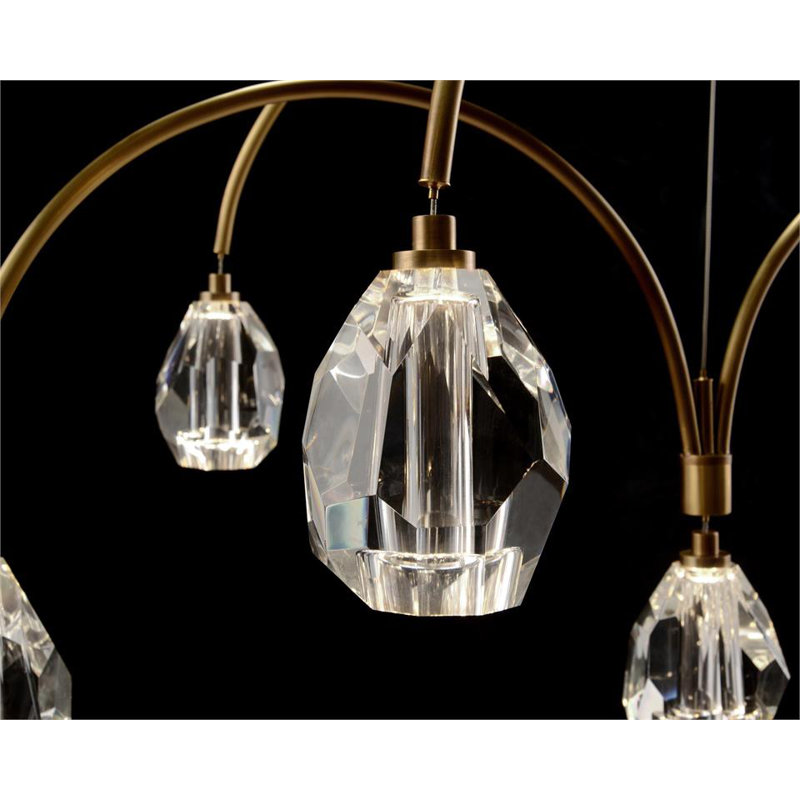 Lustre en cristal facetté à neuf lumières
