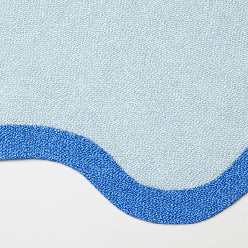 Ondulato Linen Novelty Napkins, Sky/Cobalt