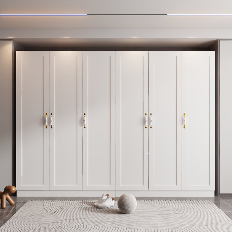 Menedez Armoire