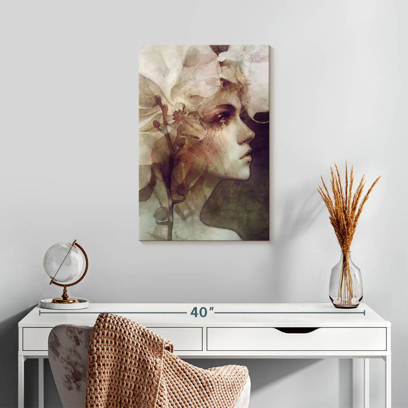 Leisha Lady Petal, 24" H x 16" W