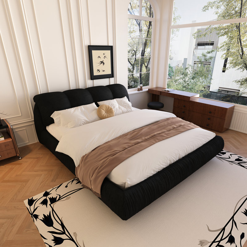 Très grand lit plateforme au design ergonomique, structure en bois massif dans un lit de taille noire, structure durable, très confortable, aucune boîte à ressorts nécessaire