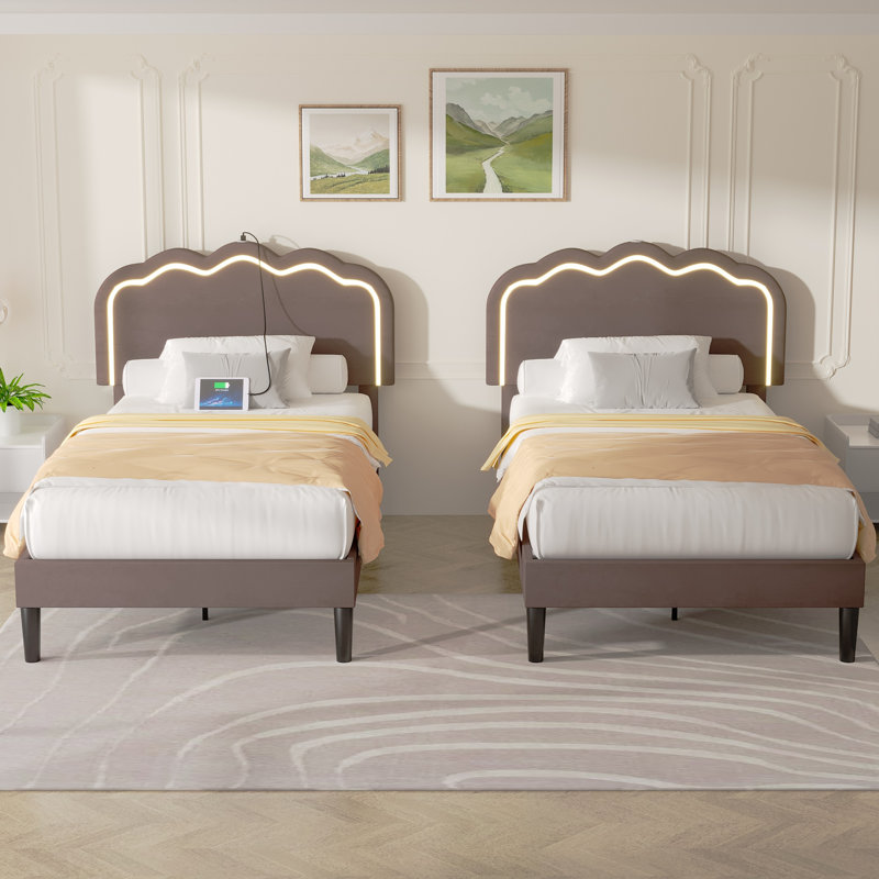 Aundreya Metal Platform Bed, Gray