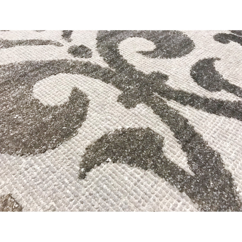 La Ciel Damask Area Rug