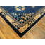 Tapis chinois antique bleu marine