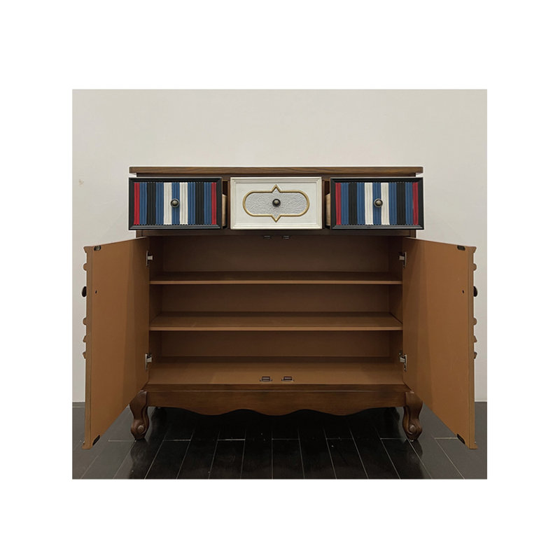 Armoire d'appoint européenne, Brun
