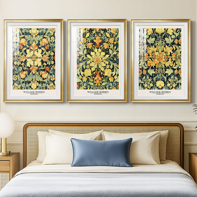 Ensemble de 3 pièces de la série CMXV de William Morris, H 15 po x l 19 po, Doré