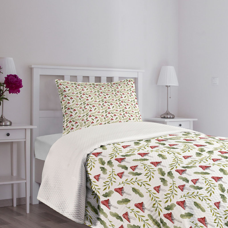 White and Green Twin Quilted Bedspread Set with Pillow Sham