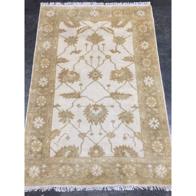 One-of-a-Kind 4' X 6' New Age Wool Area Rug in Ivory