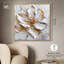 «Ivory White I», art floral élégant par Art Remedy-107758240-107758223