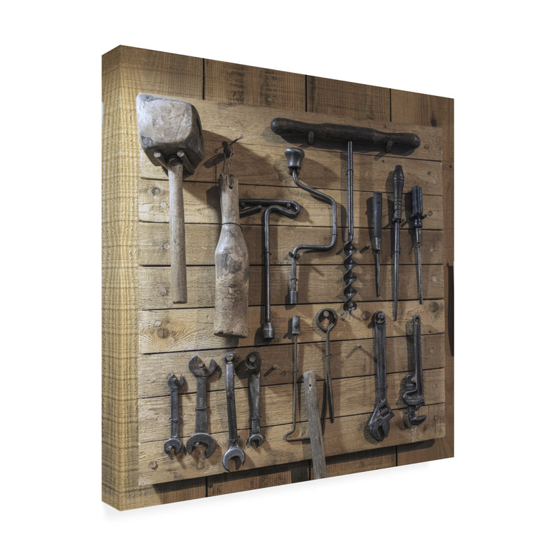 Huebsch " Tools ", 14" H x 14" W x 2" D