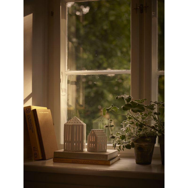 Urbania Lantern