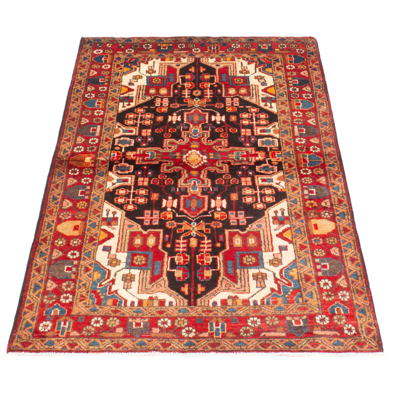 Tapis noir Anadol 4 pi 2 po x 6 pi 9 po