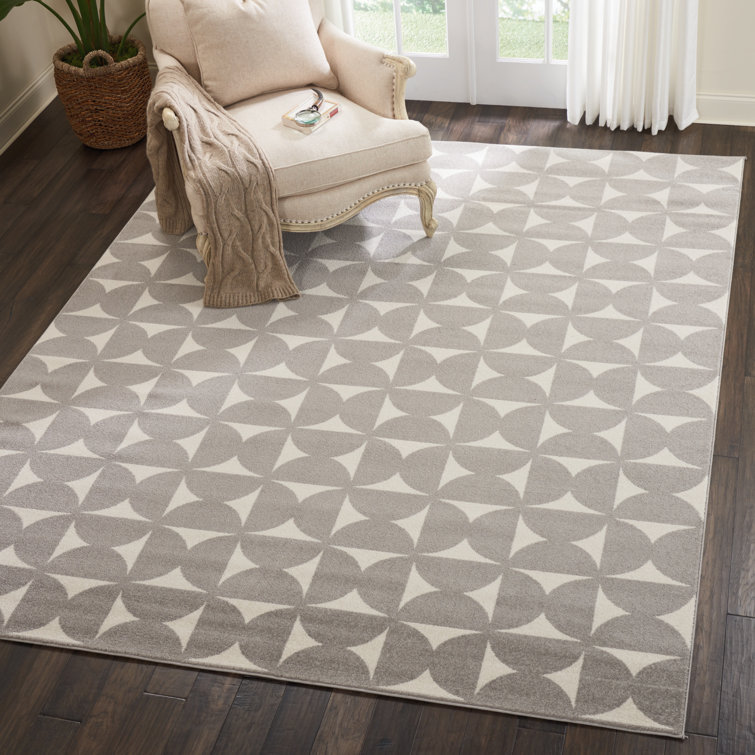 Petrina Geometric Indoor Rug