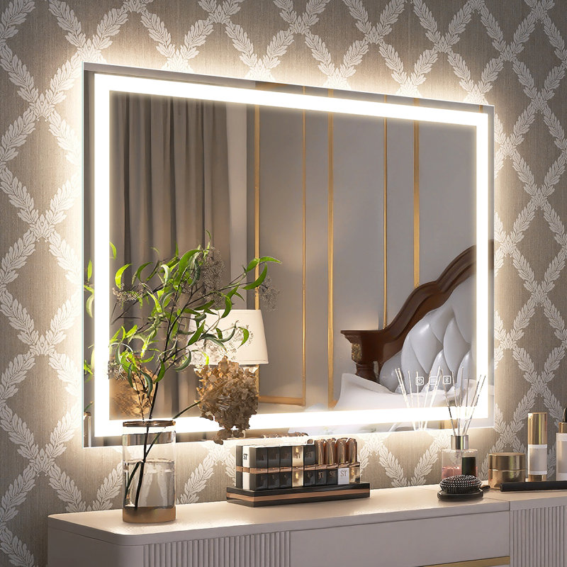 Miroir de salle de bain à DEL Orren Ellis, 28 po x 36 po