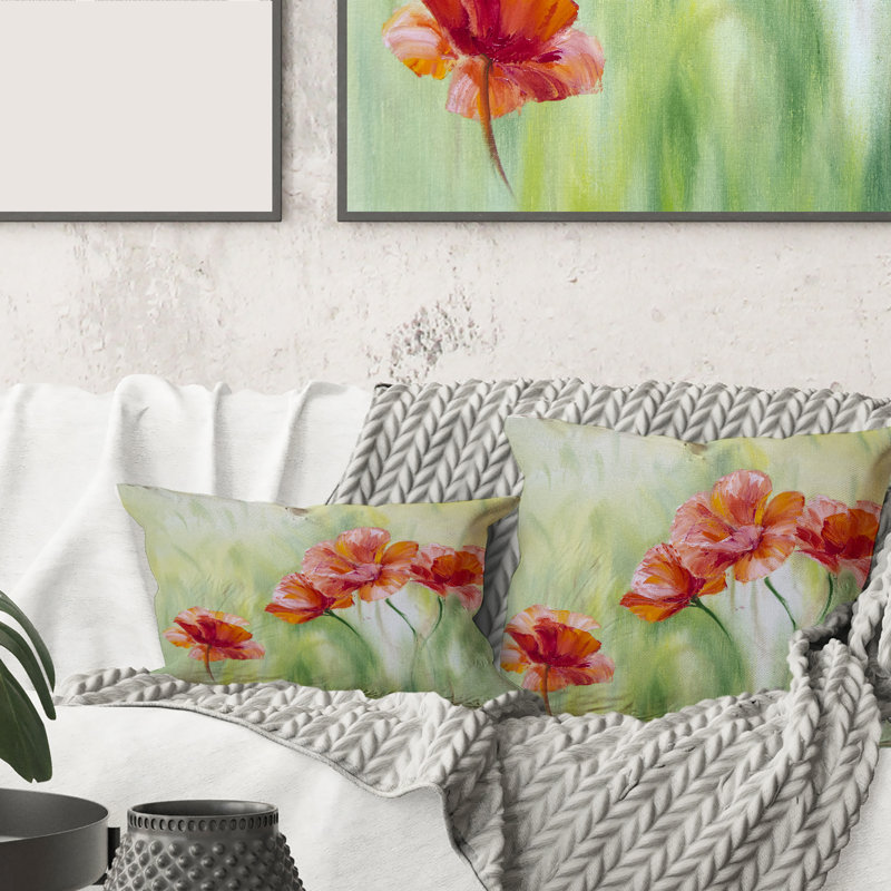 Red Blossoming Poppies I - coussin traditionnel imprimé, 18" x 18"