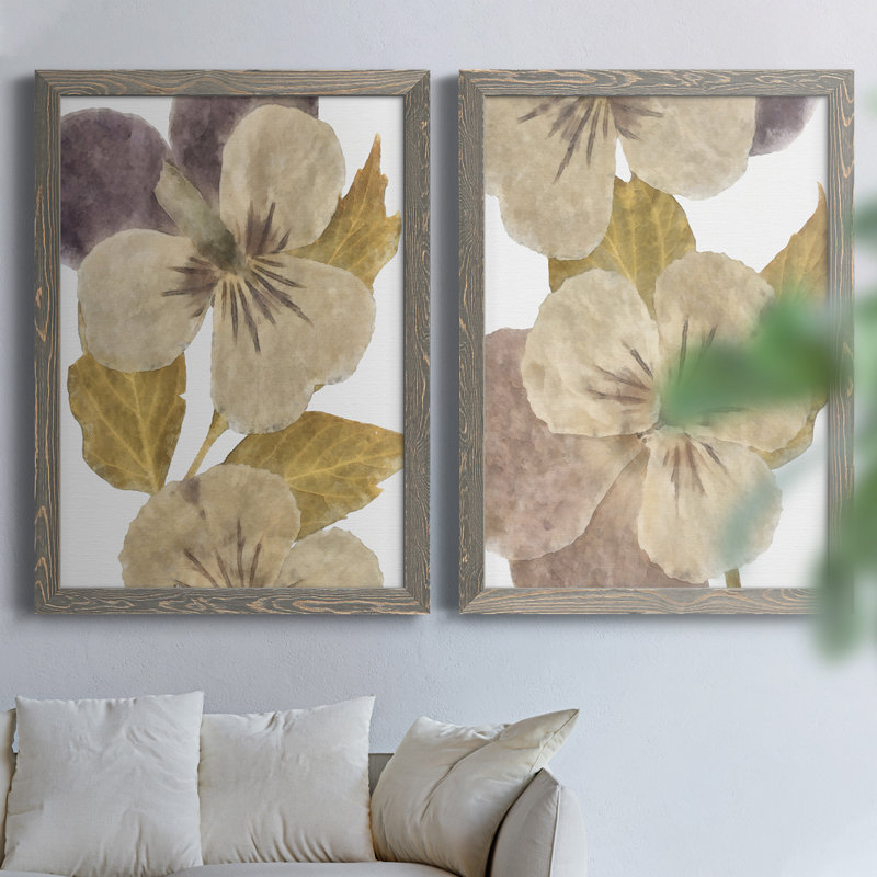 «Neutral Pansy I», toile encadrée de qualité supérieure - prête à être accrochée, Toile avec cadre gris