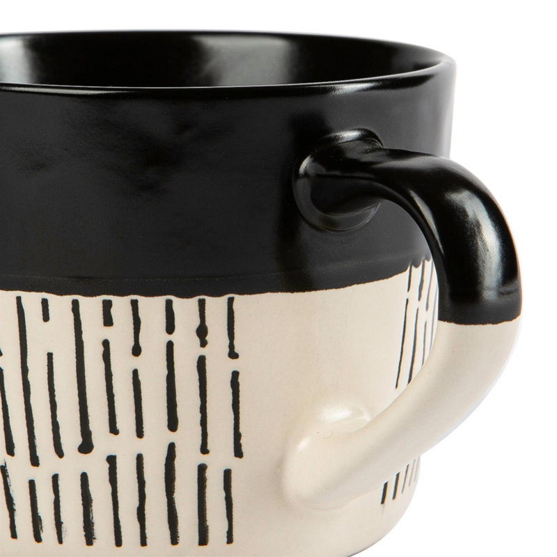 Nicola Spring - Dipped Dash Stoneware Coffee Mugs - 450ml, Black
