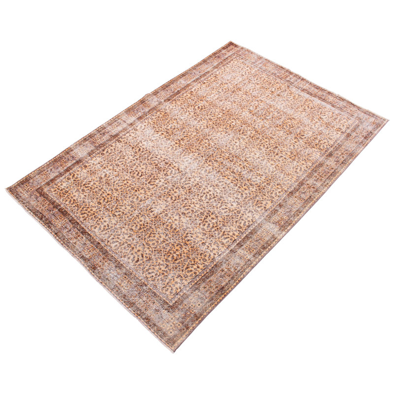 Tapis orange clair 6 pi 8 po x 9 pi 10 po