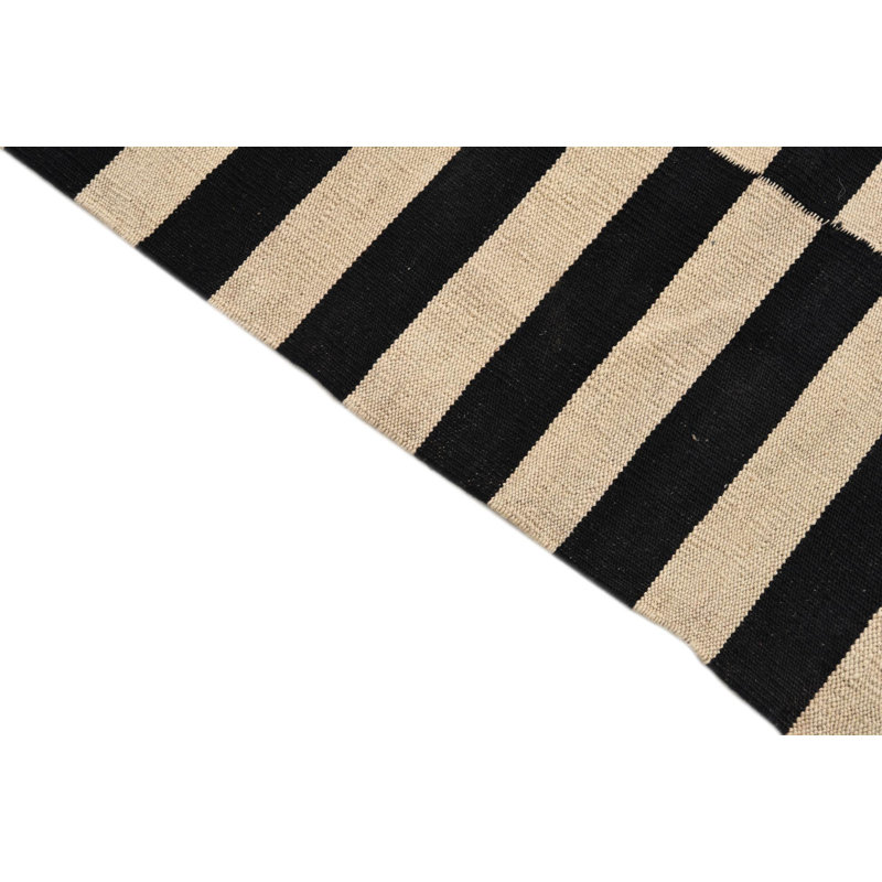 Tapis noir et blanc Orta
