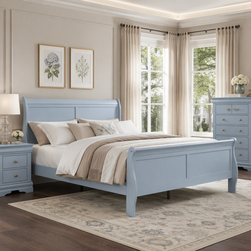 Lit traîneau Louis Philippe en bois massif pour enfant, alliant design élégant et construction durable pour un confort durable.