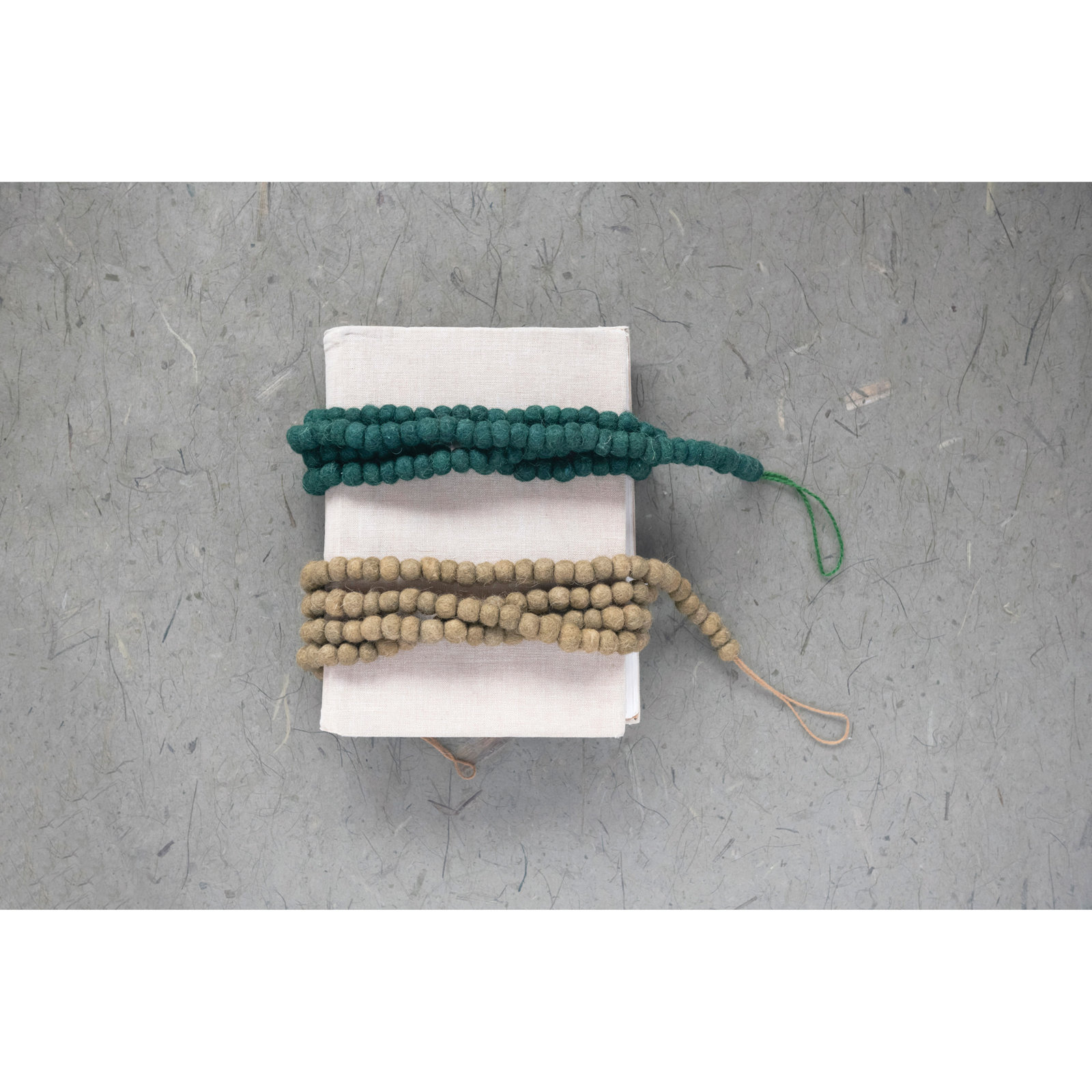 Cheniece Green Bead Novelty Garland