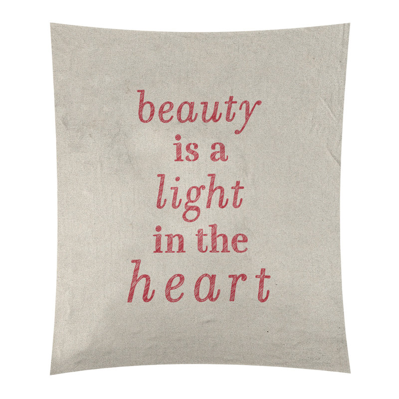 Tapisserie en polyester en citation de beauté, H 80 po x l 68 po, Blanc / rouge