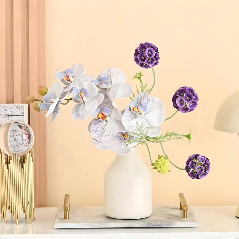 Ornements de fleurs simulées, Bleu