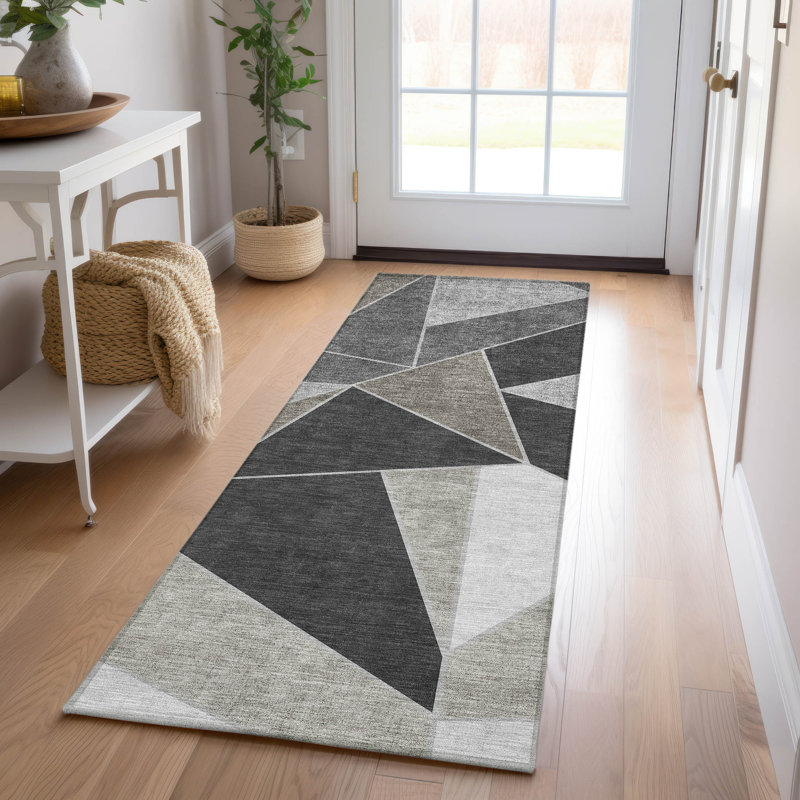 Geometric Indoor / Outdoor Rug, Runner 2'3" x 7'6"