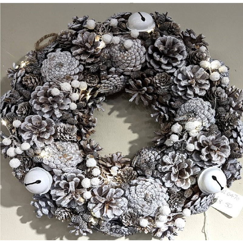 Faux Lighted 36cm Wreath