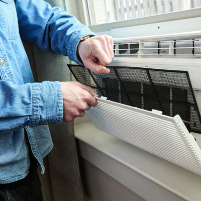 Climatiseur de fenêtre 6 000 BTU avec télécommande LG, 115 V