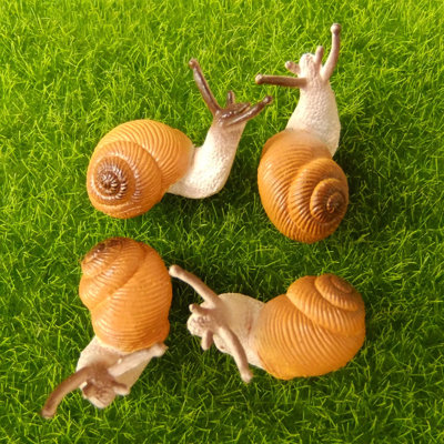 Leeanah Animals Plastic Garden Statue