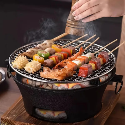 [Portable | Charcoal] 1Pc Durable Portable Cast Iron Circular Grill | Charcoal Grill Pizza Grill With Stainless Steel Mesh Tray Wooden Board | Non Ign
