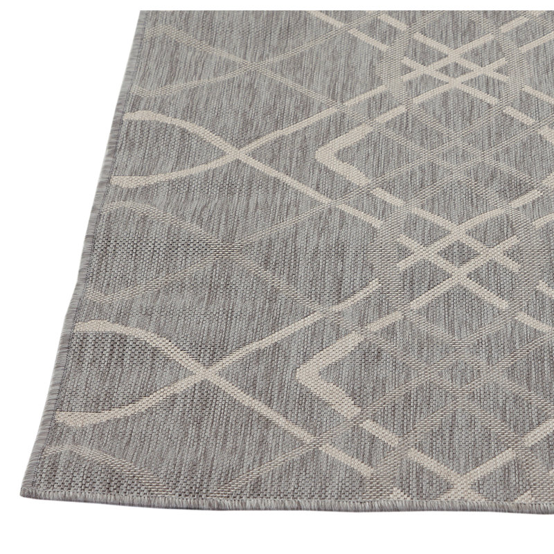 Geometric Indoor Rug, Rectangle 3'11" x 5'7"