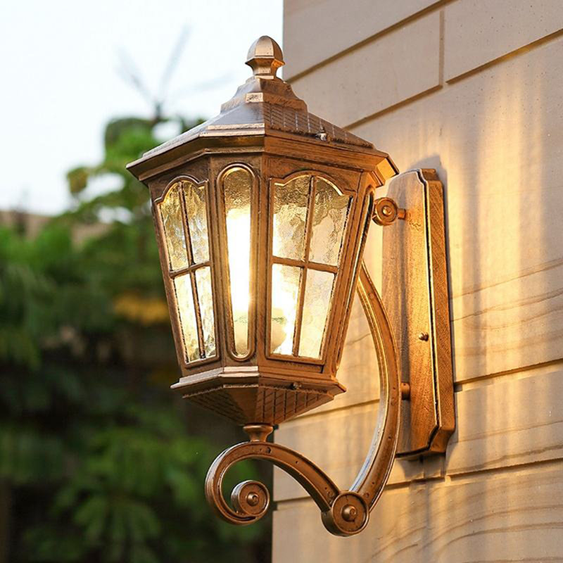 Belew Aluminium Wall Light