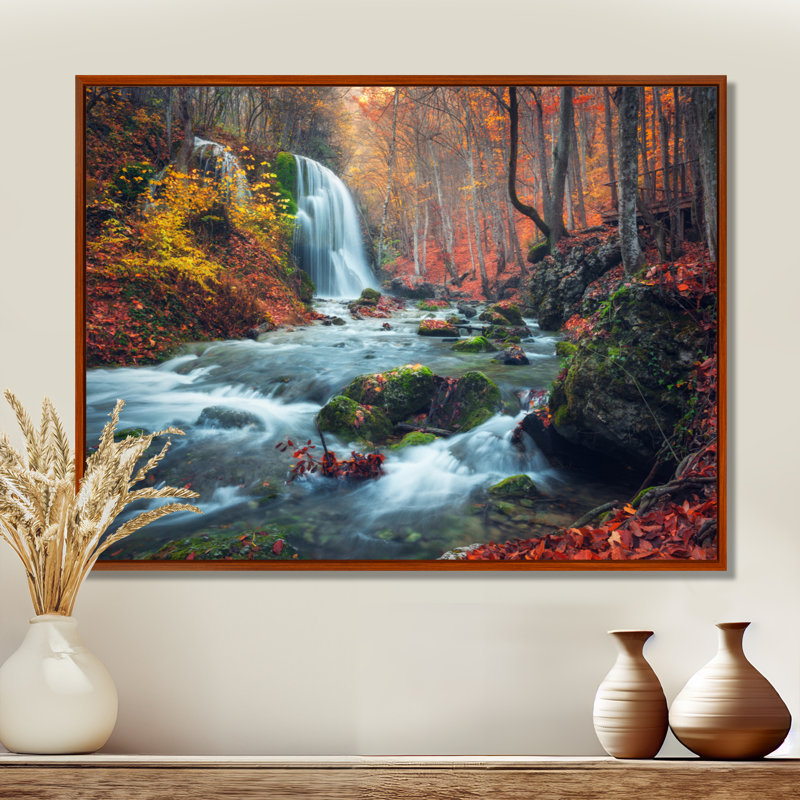 Autumn Mountain Waterfall Long View - Reproduction de photo sur toile tendue, H 34 po x l 44 po, Brun
