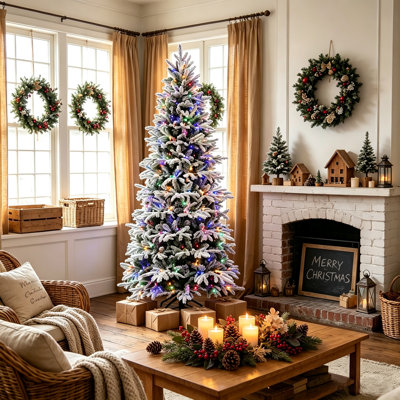 Sapin de Noël artificiel de 2,4 m (8 pi) pré-illuminé, recouvert de neige floquée, 2679 extrémités de branches en PE et PVC, 520 lumières DEL avec 9 modes d'éclairage et un support métallique robuste pour la décoration intérieure des fêtes