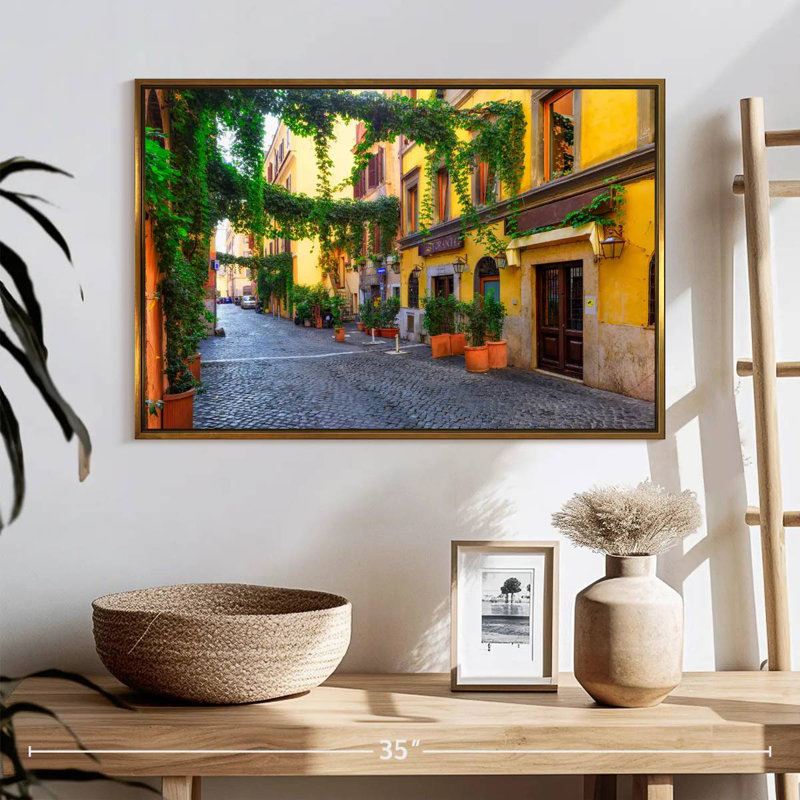 Rue du Trastevere, 25 po x 17 po, Cadre flottant doré