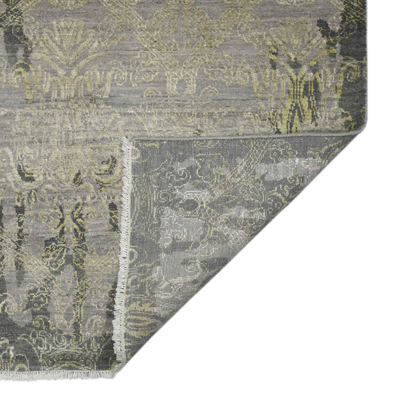 Pearl Geometric Area Rug in Gray, Rectangle 8' x 10'