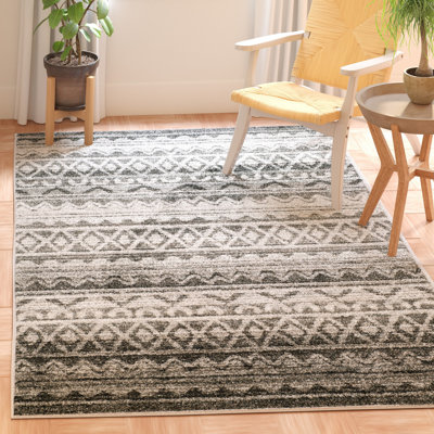Tapis Wynn Performance Southwestern