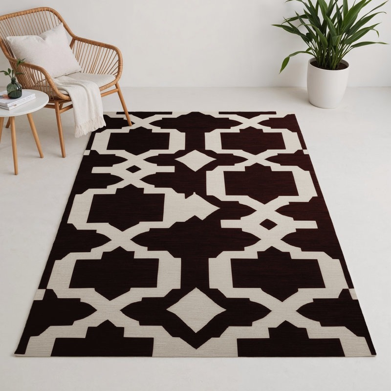 Trellis Black Indoor and Outdoor Area Rug, Rectangle 9' x 12'