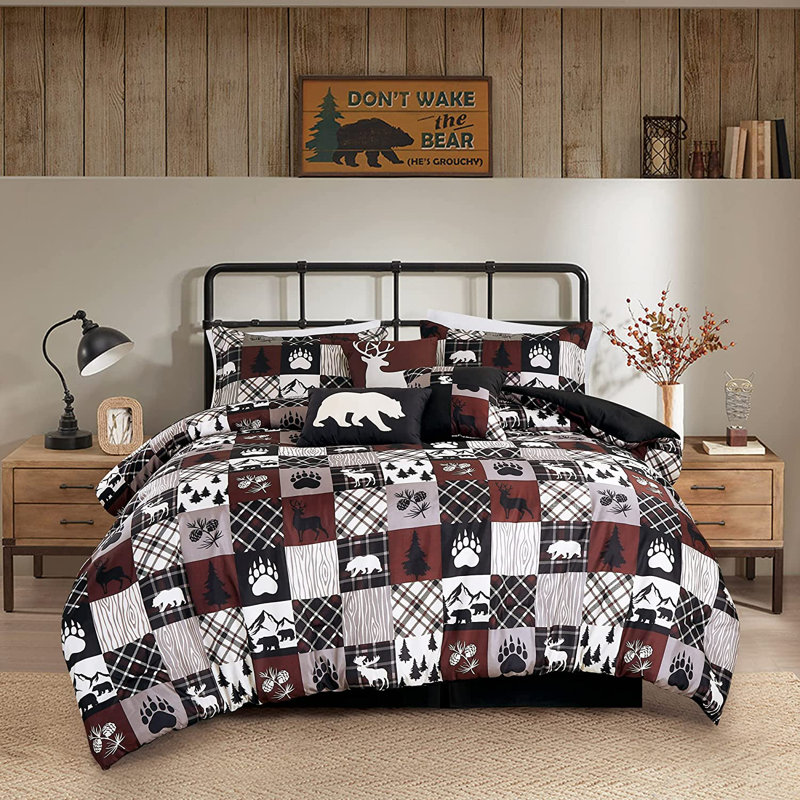 Polyester Patchwork Comforter, Full Comforter + 6 Additional Pieces