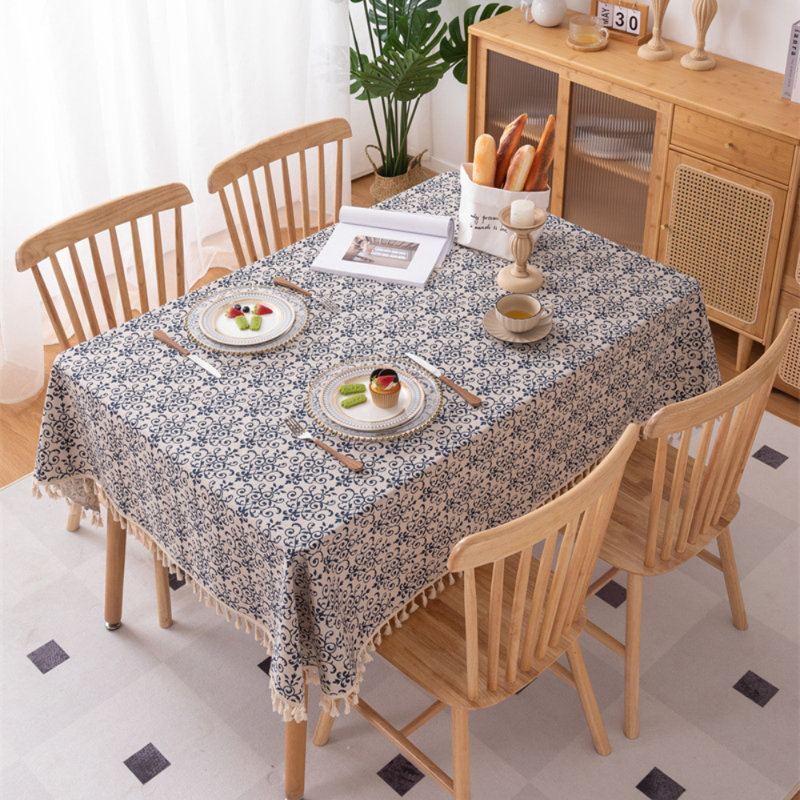 Dissay Rectangle Floral Tablecloth, 70" x 55"